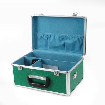 China Green Carry - On First Aid Cases Home Medical Kits Fashionable for sale