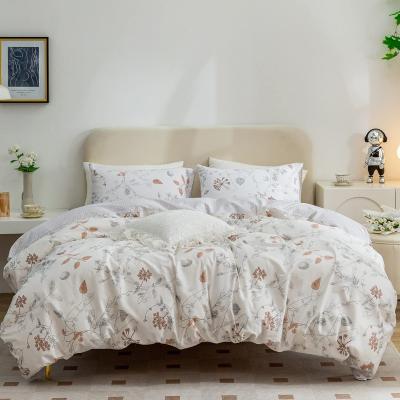 China Anti-Static Floral Duvet Set Vintage Style, 100% Cotton Spring Garden Plant Soft Light Weight Bedding Set With Zipper Closure And Corner Lanyard for sale