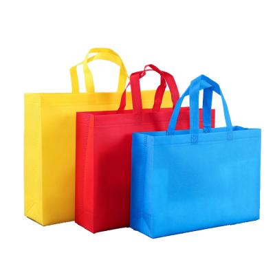 China Eco-friendly Nonwoven Fabric Bottle T-shirt Shopping Bag T-shirt T-shirt Bag With Low Price / Disposable Printing Nonwoven Bag for sale