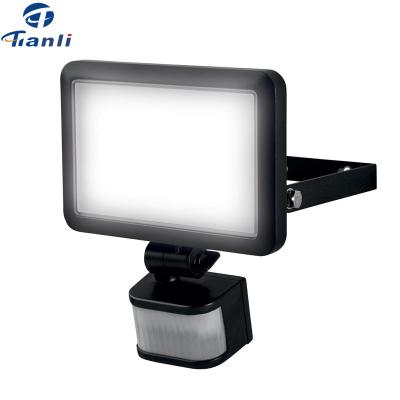 China Corridor 18 Watt LED Residential Waterproof Flood Light with Pir, 1300lm, Passageway LED PIR Motion Sensor Flood Light Aluminum Alloy for sale