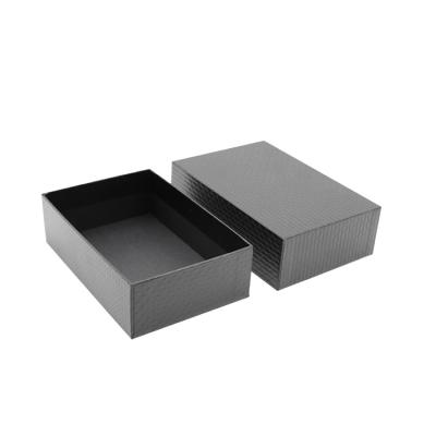 China Recycled Materials FocusBox Custom Luxury Logo Lid and Matte Black Paper Packing Box Basic Apparel Packaging Gift Box for sale