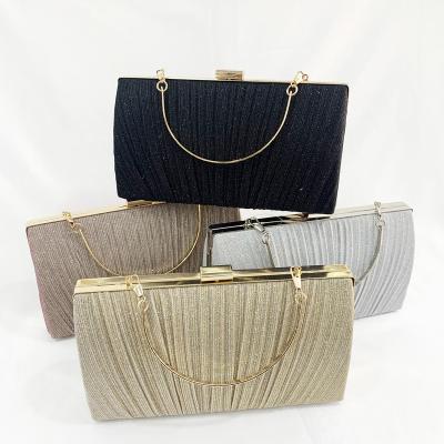 China Japan style factory direct sales ladies exquisite shiny pleated detachable chain clutch bags for sale