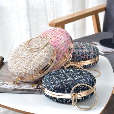 China Factory Direct Wholesale Lady Style Round Evening Clutch Bag New Weave Cloth Grabs Crystal Metal Handle Lady Handbags For Party Banquet for sale