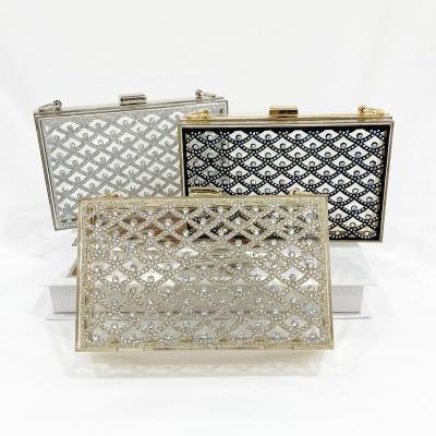 China Lady Ladies Fashion Acrylic Clear Diamonds Pinch Cross - Body Handbag Chain Shoulder Square Evening Clutch Bag for sale