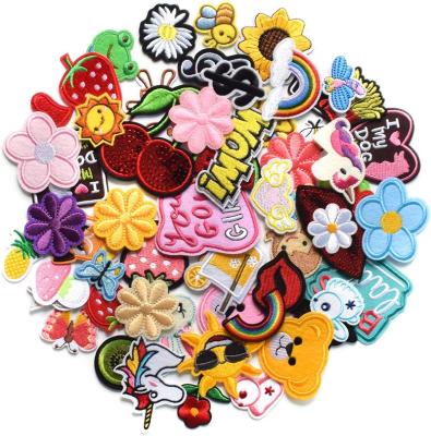 China Harsgs 60pcs Viable Random Assorted Styles Embroidered Bright Vivid Colors Patched Sew Iron On Patch Applique For Clothes Dress for sale