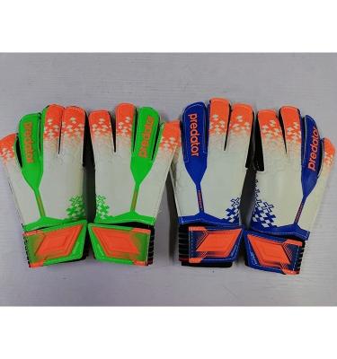 China Hot PVC Latex Product Best Quality Football Goalkeeper Gloves for sale