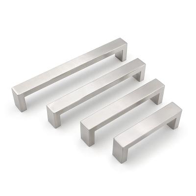 China Modern Bulk Stainless Steel Kitchen Hardware Cabinet Door Handle For Furniture for sale