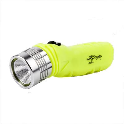 China Q5 LED Scuba Diving Flashlight Torch Waterproof Diving Light Underwater Waterproof Lamp for sale