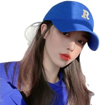 China Winter COMMON Letter R Logo New Curved Brim Fashion Korean Male Female Soft Baseball Hat for sale