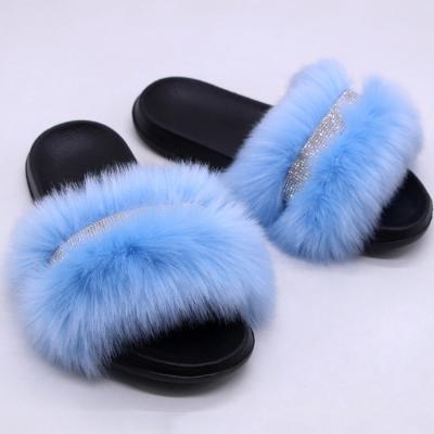 China Fashion Trend Bling Bling Comfy Faux Stone Diamond Flat Fake Fox Unique PVC Fur Slides Sandals Slippers For Ladies for sale