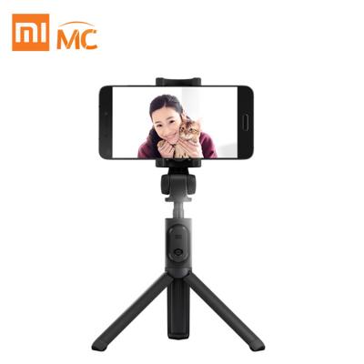 China Portable Flexible Original Selfie Camera Xiaomi Radio Stick Phone Socket Electric Light DIY Xiaomi MI Selfie Smart Sticks for sale