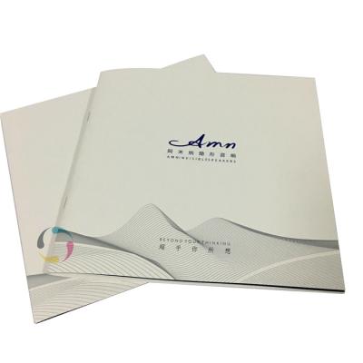 China Eco-friendly saddle stich eco-friendly china catalog booklet brochure magazine magazine printing service for sale