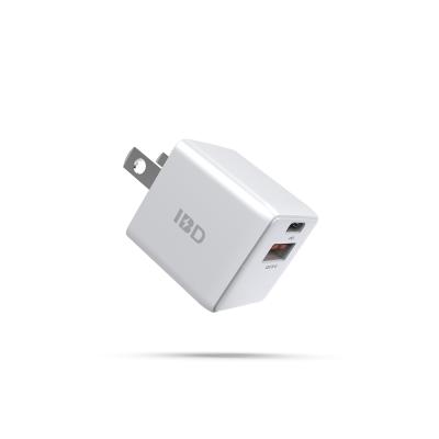 China Use for iPhone 12/13 IBD 2021 Trending Products Mini Design Wall Charger PD 20W Dual Fast Charging Access Support Mobile Phone for sale