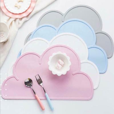 China Kids Silicone Kitchen Bowl Place Mat Pad Viable Cloud Shaped Dining Table Mat for sale