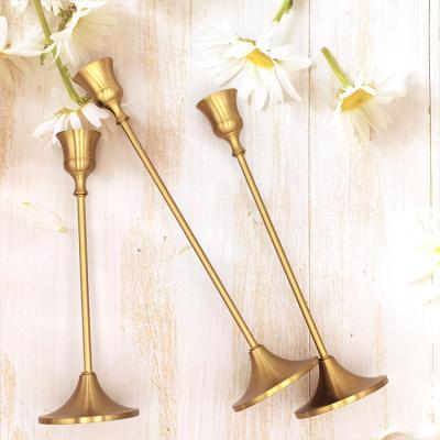 China Romantic Home Decoration Candlelight Christmas Antique Candlestick Holders Taper Metal Candle Holder Brass Gold for sale