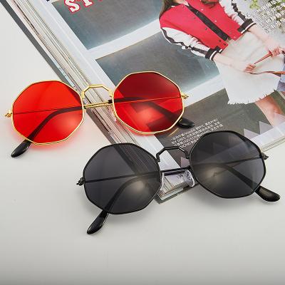 China High quality 2021 shape polygonal octagonal sunglasses small cool flat glass student photo decoration irregular glasses for sale