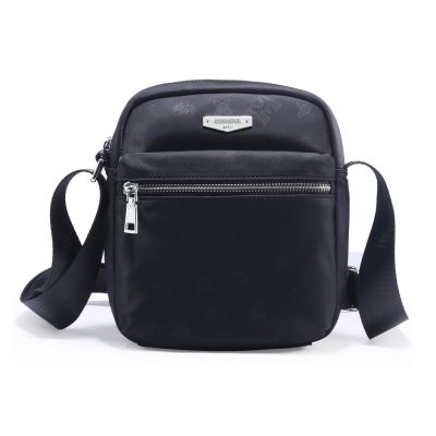 China Newest Polyester Water Resistant OEM Single Shoulder Sling Bag Wholesale High Quality Men's Chest Bag for sale