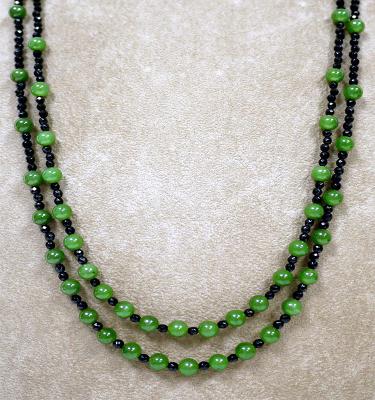 China Black and Green Beads Women's Natural Green Jade Necklace Kind Jewelry Wholesale Necklace Jewelry for sale