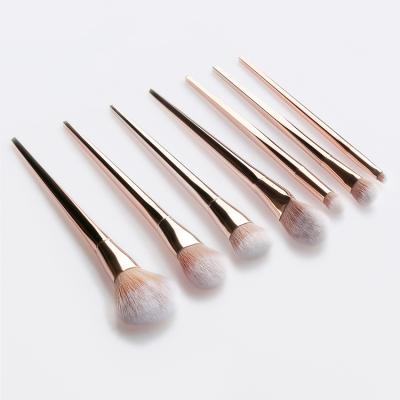 China Angular Blush Private Label Makeup Eyeshadow Blending Base Brushes Rose Gold Make Up Brushes for sale