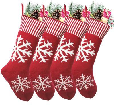 China Christmas Stocking Luxury Knitted Christmas Stocking 18 Inch Snowflakes Christmas Decorations Wholesale Supplier for sale