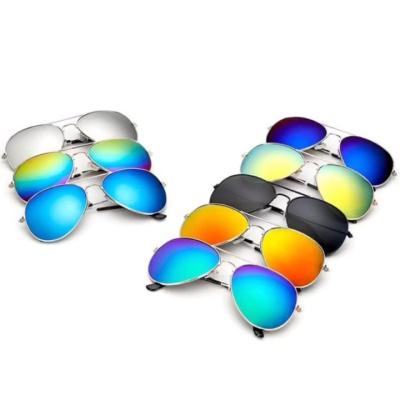 China Vintage Aviation Pilot Sun Glasses Resin Mirrored Sun Glasses Women UV400 Men Sunglasses Alloy 2023 Hot Sale 10pcs High Quality Unisex Fashion for sale