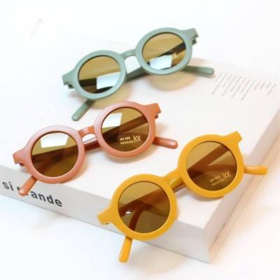 China Fashion Sunglasses Wholesale Kids Mommy and Me Cute Resin PC Resin Sun Glass Child Sunglasses Infant Baby Outdoor Beach Protection for Children for sale