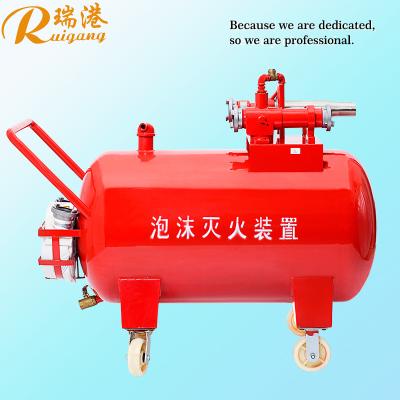 Chine Chariot à moteur à mousse avec taux de mélange de 3% 700L Capacité du réservoir Q235B Structure en acier au carbone à vendre