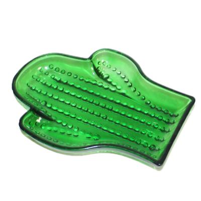 China Sustainable Green Transparent Ice Cactus Shaped Ice For Dinner Or Hotel for sale