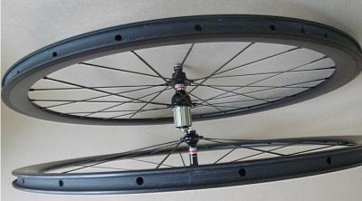 China 700c 38mm carbon wheel clincher 100% hand bulit 3k /matt /glossy finish road bicycle 23mm for sale