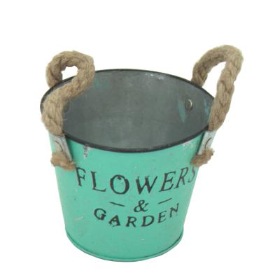 China Customized Sustainable Hot Selling Handmade Iron Metal Flower Pot Handmade Garden for sale