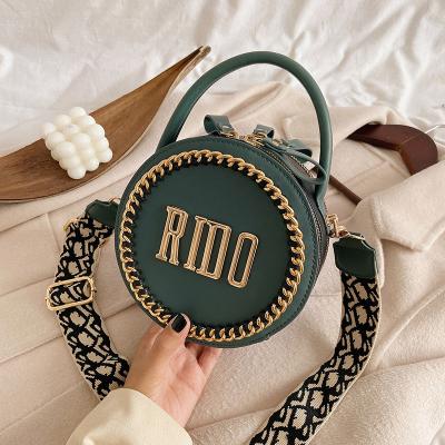 China 100% 2020 New Fashion Eco-Friendly Chain Small Letter Bag Round Personality Handbags Women Shoulder Messenger Bags for sale