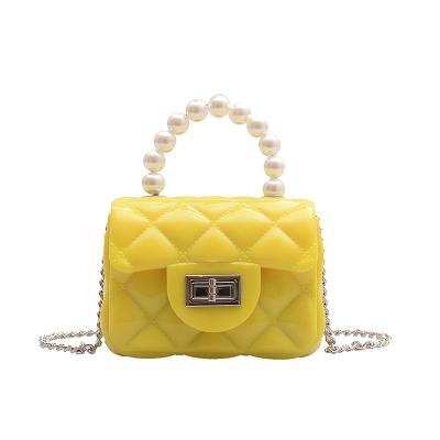 China 100% Fashionable PU Mini Pearl Chain Bags Simple Square Lady Bags 2020 Eco-friendly Women Small Handbags for sale