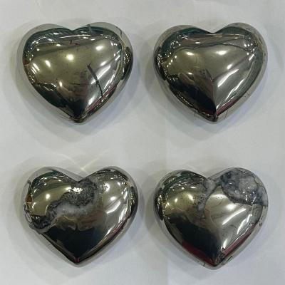 China Diy Jewelry Accessories High quality pyrite quartz natural healing stone Jewelry heart pattern for sale