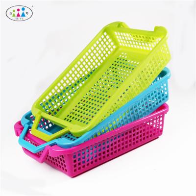 China Bpa Free Sustainable Plastic Food Vegetable Storage Fruit Basket With Handle for sale