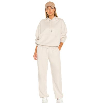 China Anti-pilling women tracksuit winter casual hoodies and sweatpants OEM service 2 pieces loose women tracksuit set for sale