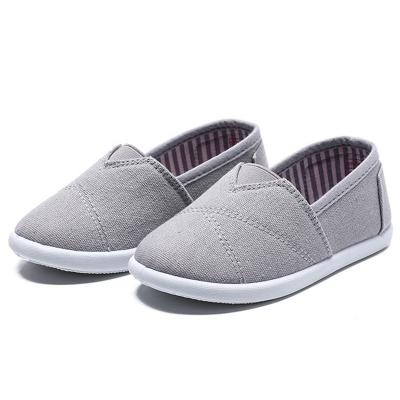 China Anti-slippery BOYS PLATFORM SHOES KIDS KIDS CANVAS BOAT SLIP ON PUMPS SNEAKERS TENNIS CANVAS SNEAKERS for sale