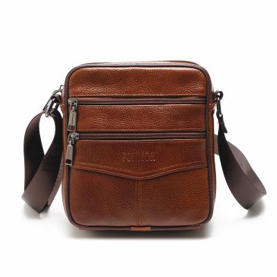 China Custom Black Vintage Retro Body Shoulder Crossbody Bag Men Bag Leather Messenger Business Bag With Shoulder Strap for sale