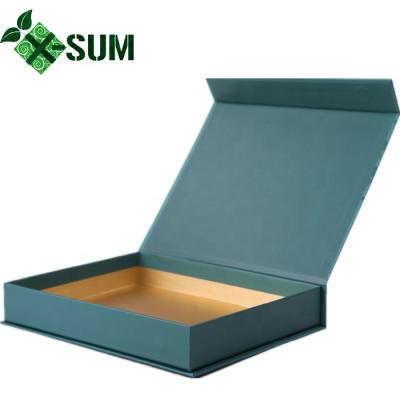 China Fancy Luxury Good Quality Recycled Materials Apparel Packaging Box For Sweater for sale