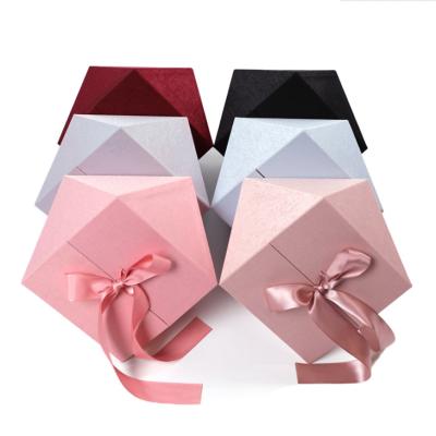 China Recyclable New Flower Gift Box Satin Flower Arrangement Angular Flower Box Packaging for sale