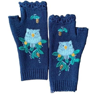 China New comfortable autumn and winter border owl extended gloves warm adult women's wool knitted gloves women's gloves for sale