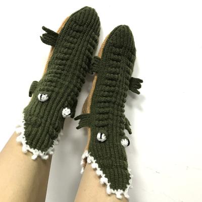 China Breathable Christmas Knitted Crocodile Socks Crocodile Eyed Household Floor New Big Bangs Medium Tube Wool Socks for sale