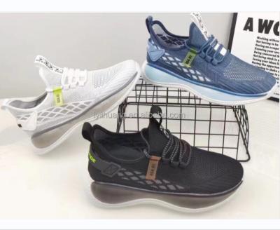 China Fashion Trend Hot Selling High Quality Men's Sneakers Mesh Breathable Light Weight Casual Walking Shoes for Men for sale