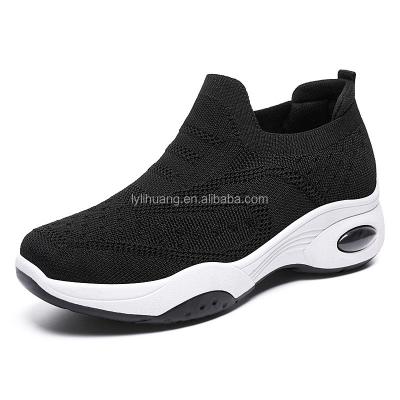 China New foreign trade fashion trend women's shoes wholesale soft bottom cushion shoes breathable air sports shoes women's casual shoes for sale