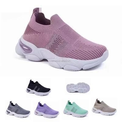 China Factory direct wholesale breathable children's shoes lightweight boys and girls sports shoes for sale