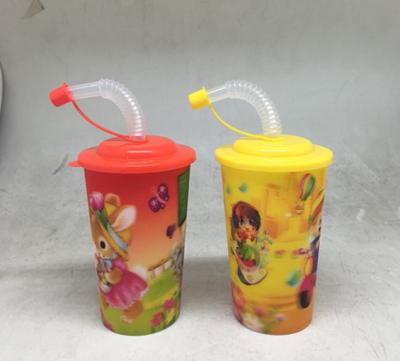 China Minimalist Plastic Straw Cup Advertising Cup 12oz 20oz Plastic Cup With Straw for sale