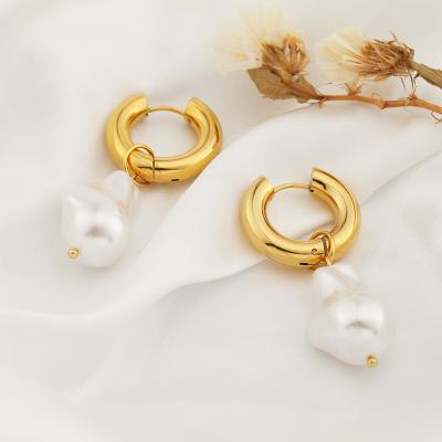 China New Fashion Boho Pearl Earrings Jewelry 18K Gold Irregular Freshwater Stainless Steel White Pearl Circle Earrings For Gift for sale