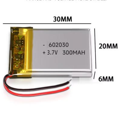 China Potente bateria Li-Polymer 3.7V 602030 300mAh para dispositivos de iluminação e brinquedos elétricos à venda