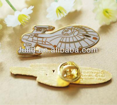 China Europe Gold Plating Enamel Soft Badge Pin, Metal Lapel Pin Badge for sale