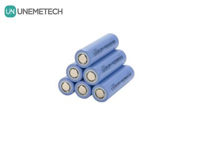 China 30A kontinuierliche Entladung 18650 Batterien 2000mAh 3.7V Zylindrische Lithium-Ionen-Zelle INR18650-20P zu verkaufen