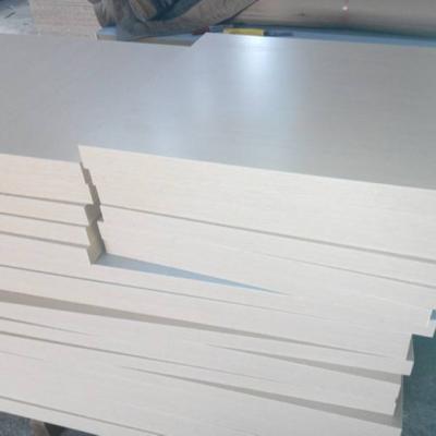 China Moisture Proof Russia MDF Kaplama Board Melamine Manufacturers for sale